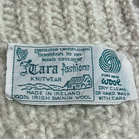 ❤️ SOLD ❤️ Vintage Aran Irish Sweater Fisherman Bainin Cable Hand Knit - Picture 12 of 12